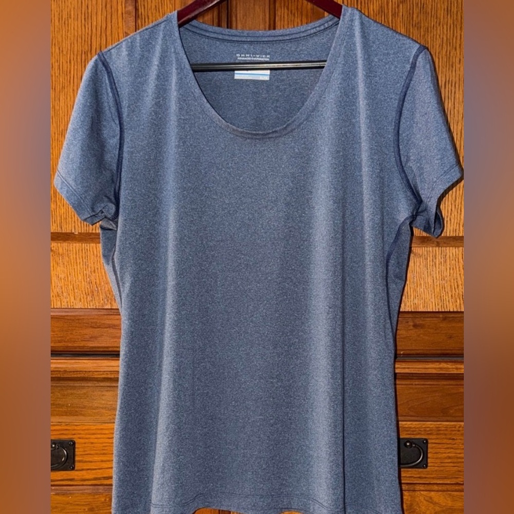 Columbia Omni-Wick Activewear Scoop Neck Performance Wear Short Sleeve Tee